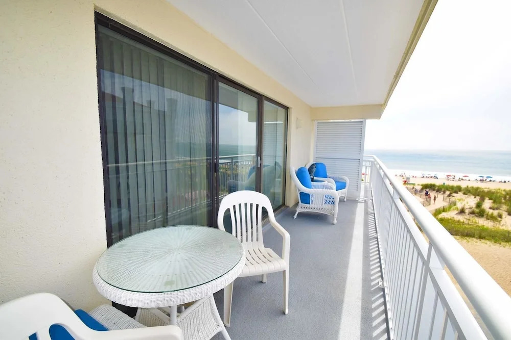 Diamond Beach 403