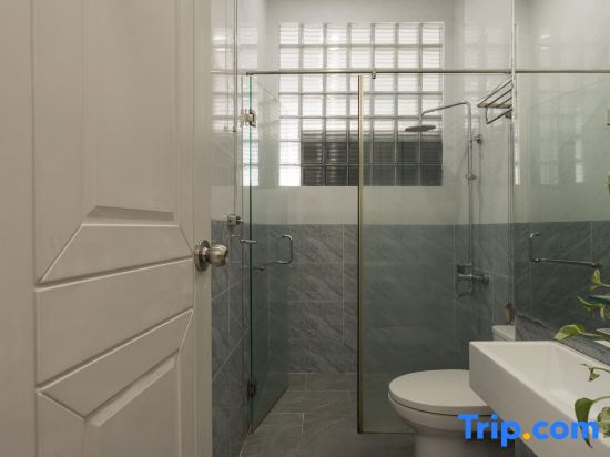 Cozy Studio in D2, Free Dryerl. 15mi to CBD