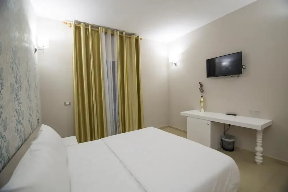 Sun Hotel