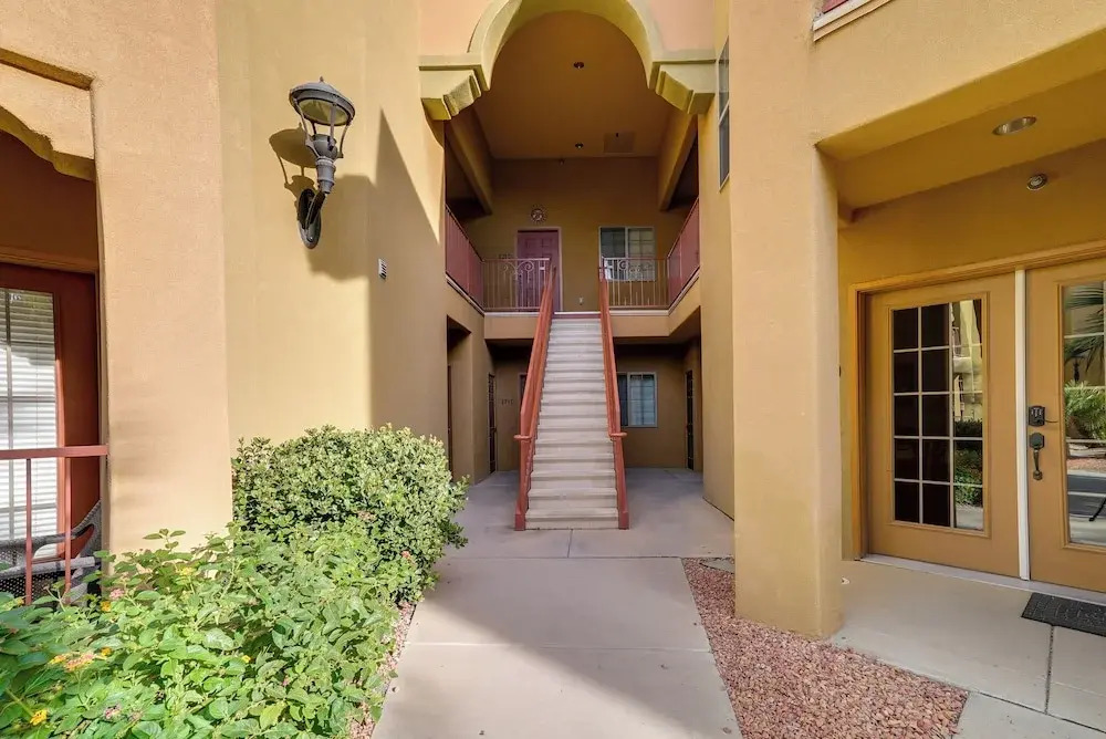 Inviting Las Cruces Condo < 1 Mi to Mesilla Plaza!