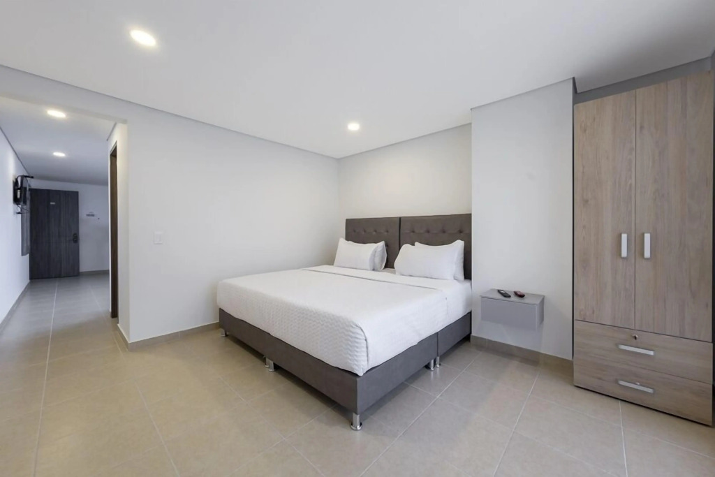 Apartasuite Plaza Premium