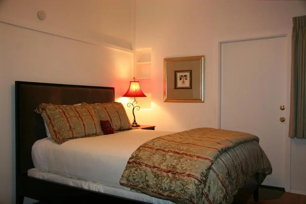 Ojai Retreat & Inn