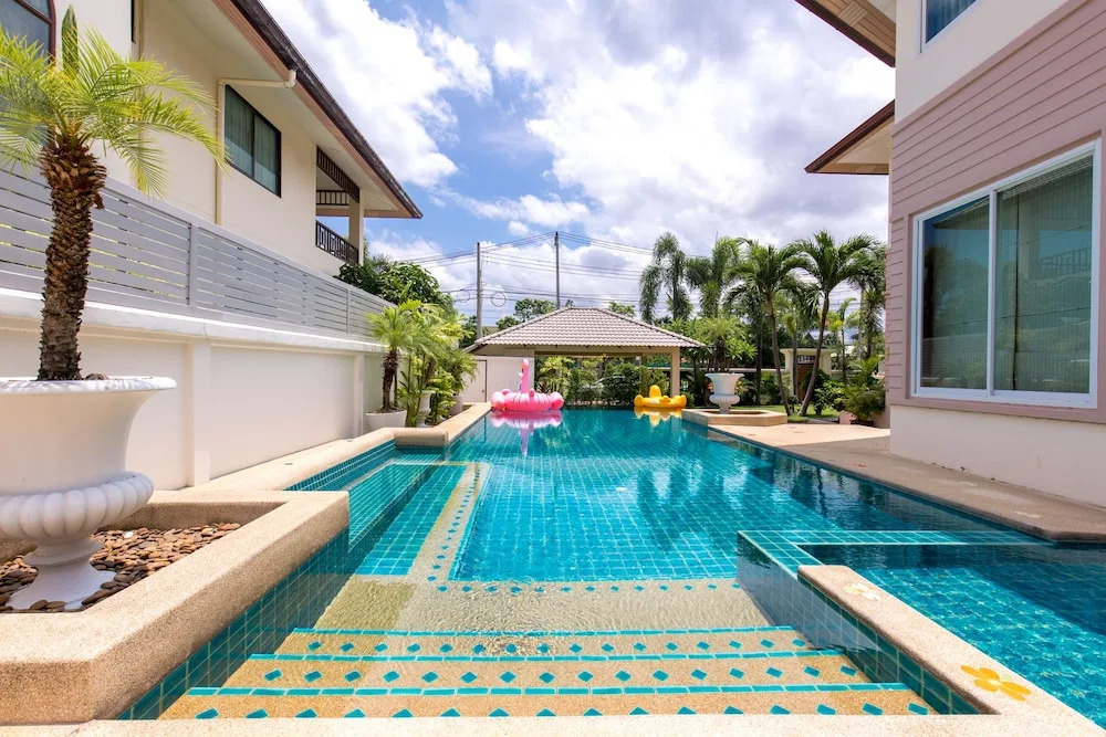 The Farah House