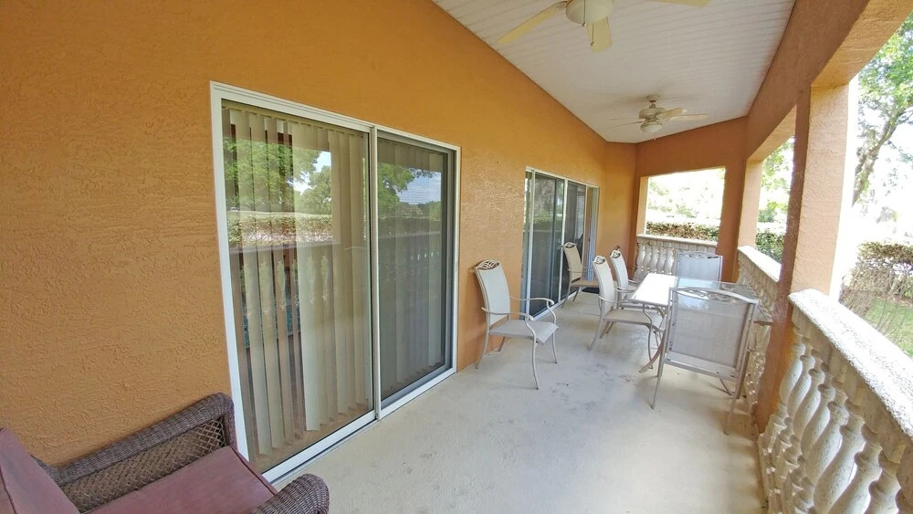 Luxurious 2 Bedroom03 - Close To Wedding Venue Apts by RedAwning