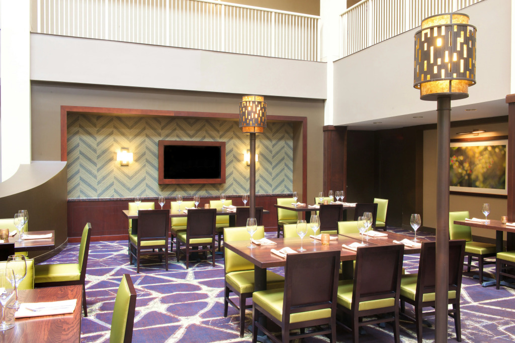 Embassy Suites by Hilton Philadelphia Airport