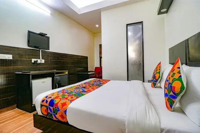 Fabhotel La Ola