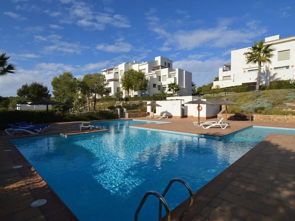 Golfside Luxury at Las Colinas