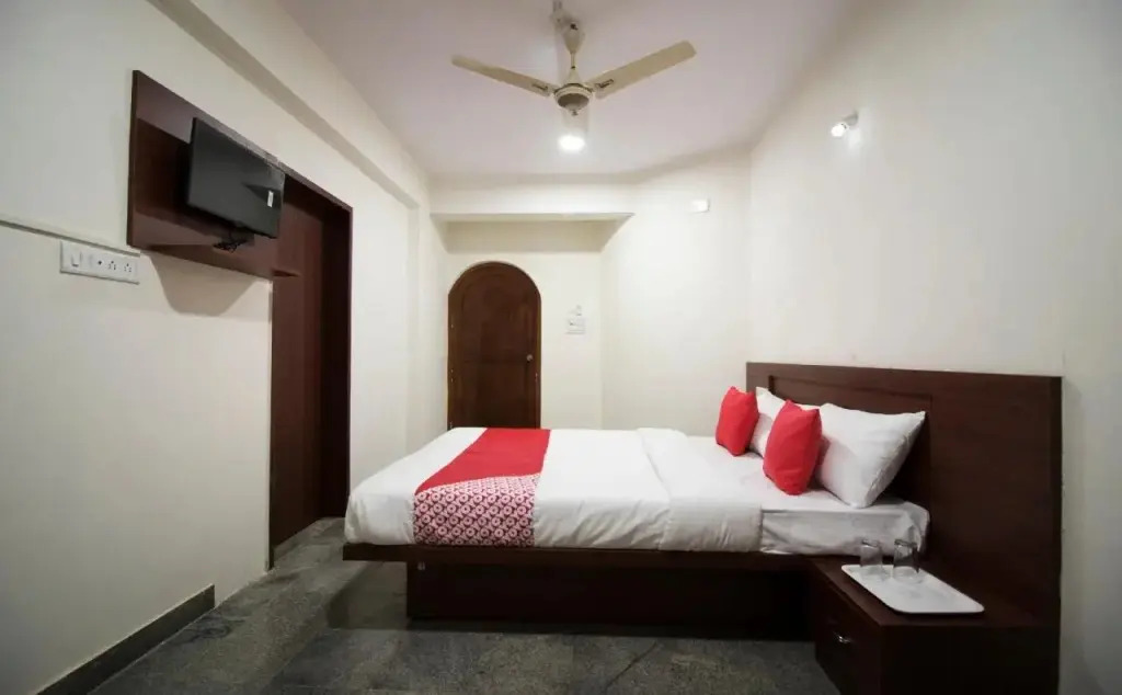 Hotel O by OYO Shree Durga Residency