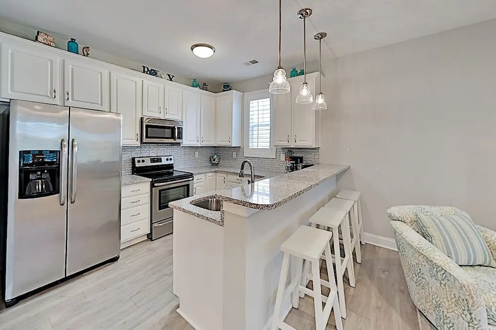 The At Barefoot Village: Patio & Pool 3 Bedroom Condo