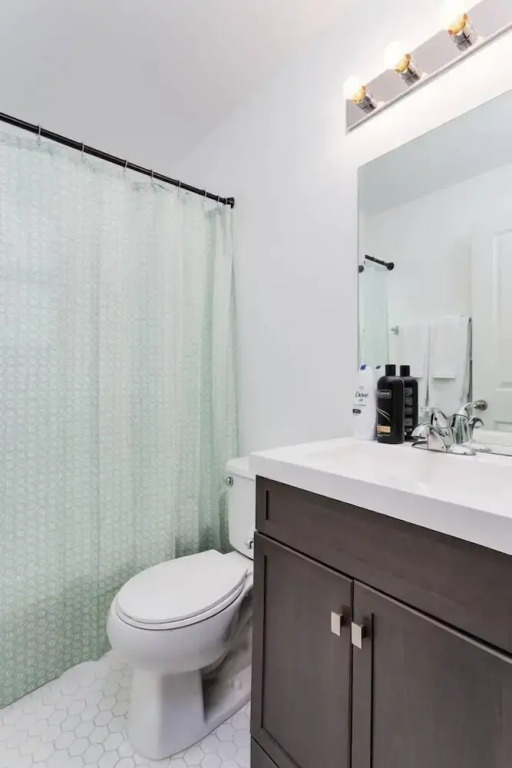 8 BRs Comprised of 4 2BR Suites by Domio