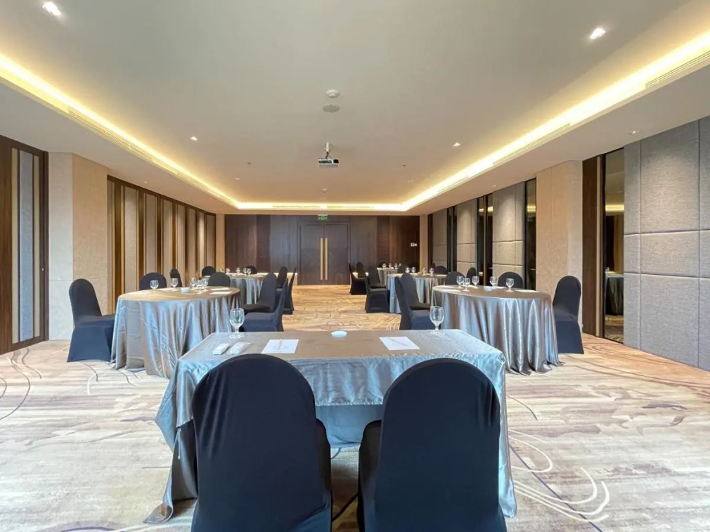 ARTOTEL Batam