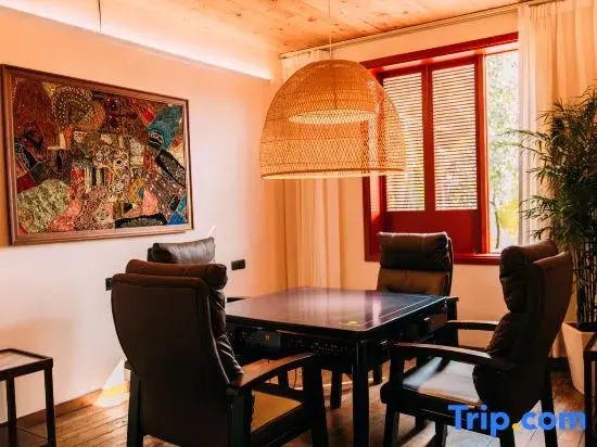 Tree-Vow Homestay