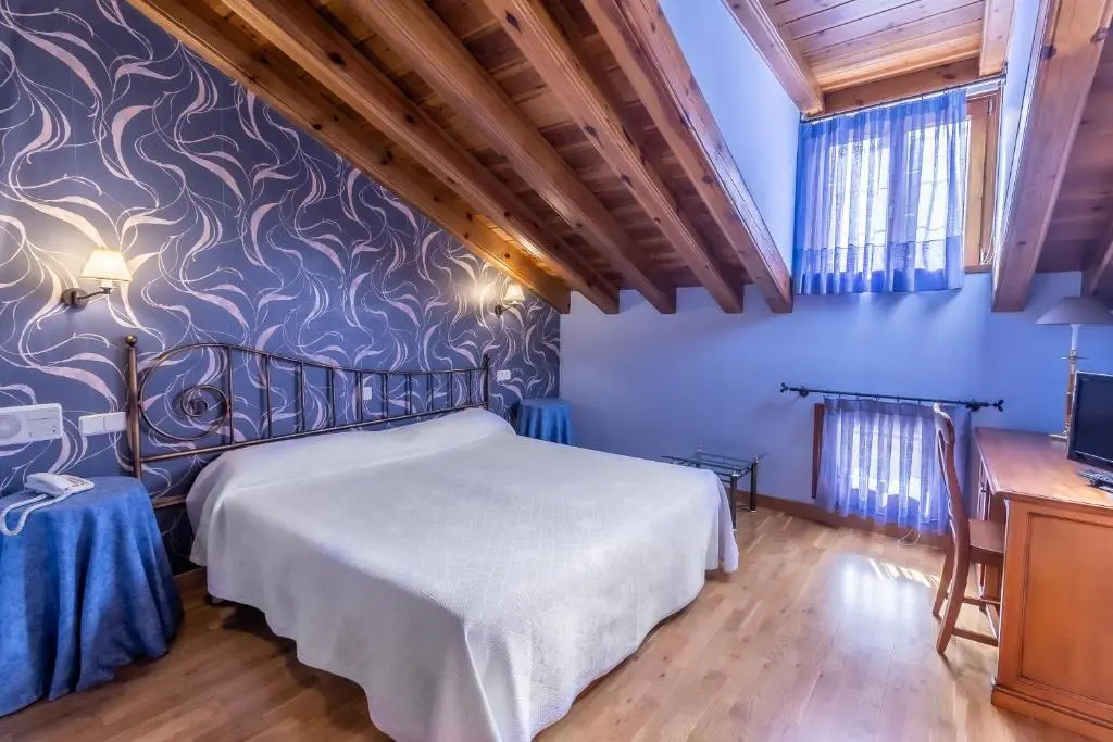 Hotel Puerta Sepúlveda