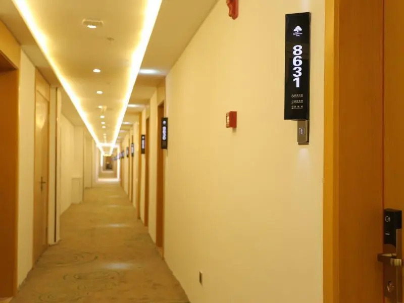 GreenTree Inn Zaozhuang Xuecheng Qilianshan Road Business Hotel