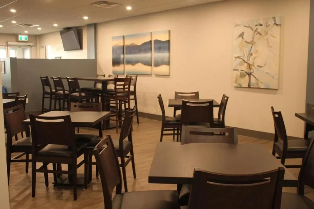 Howard Johnson by Wyndham Thunder Bay
