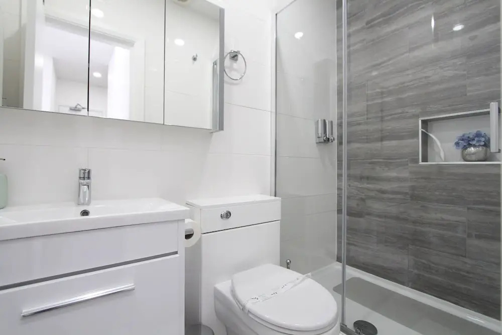 BlueGreen Suites