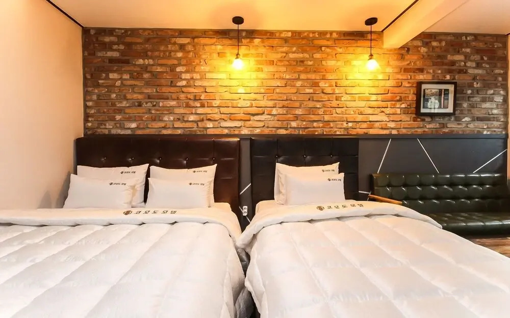 Samcheonpo Comodo motel