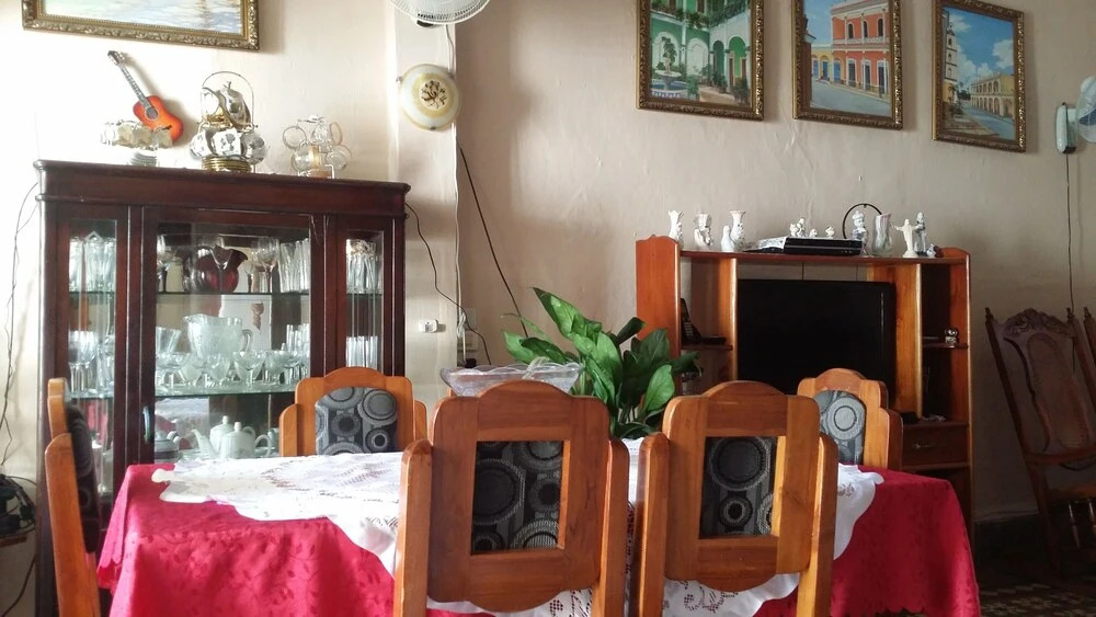 Hostal Hilda J YP