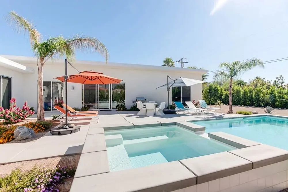 3BR 2BA Modern Beauty With Pool and Hot Tub by RedAwning