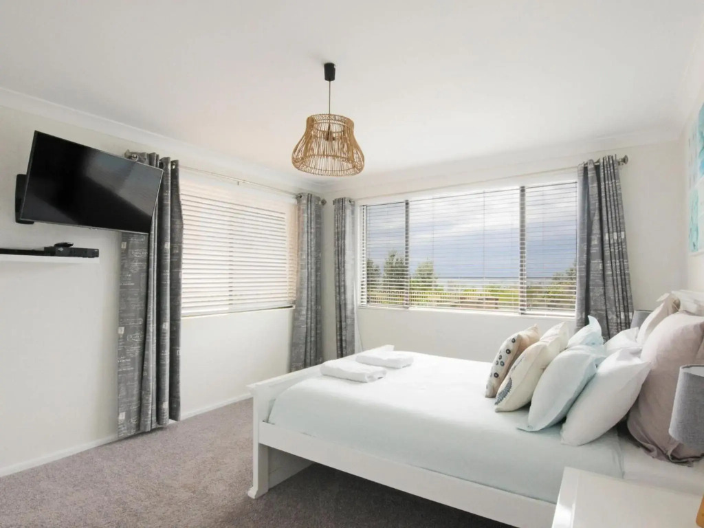 Bella Blu Beach House - direct beach access