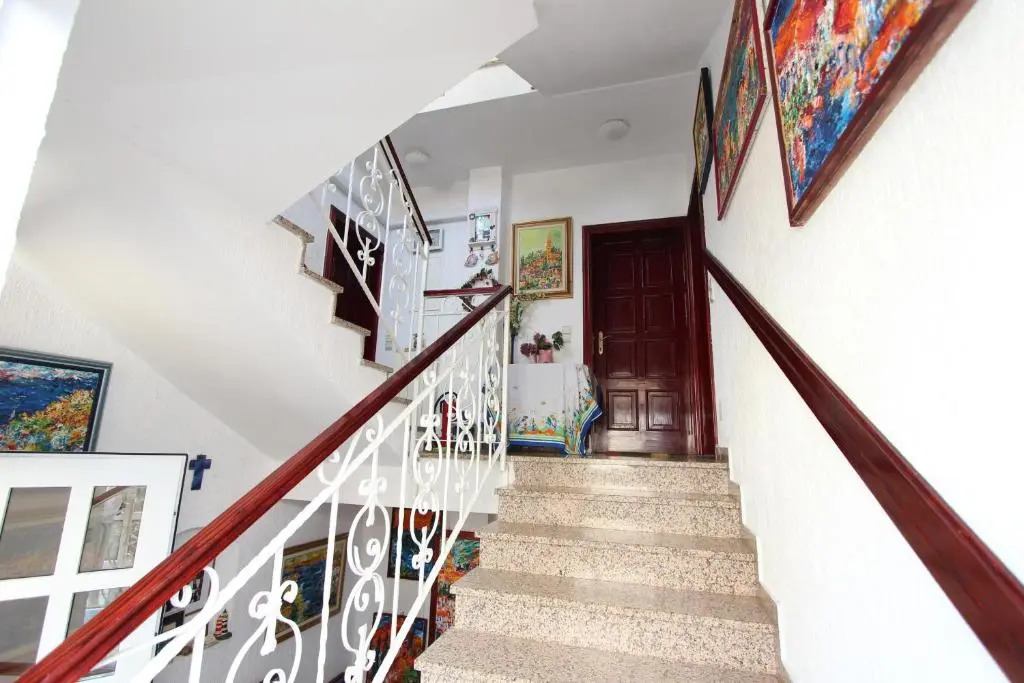 Guesthouse Ava