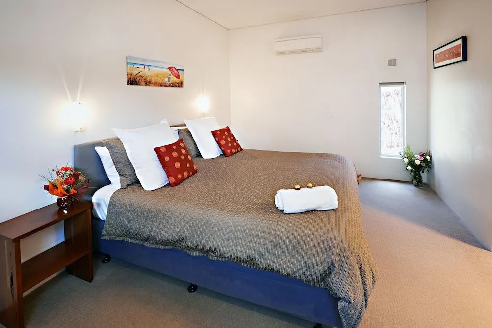 Hanover Bay Apartments