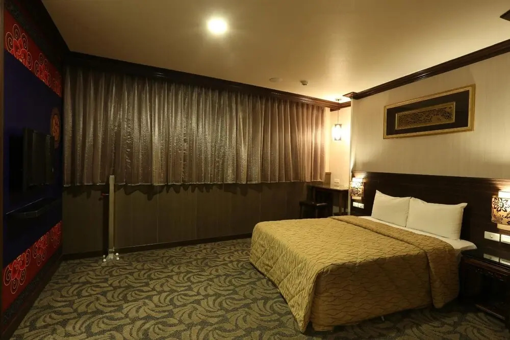 Monalisa Hotel