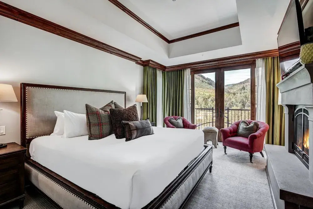 3 BR Ritz-Carlton Residence with Valley Views by RedAwning - Save 20% on 7+ Nights!