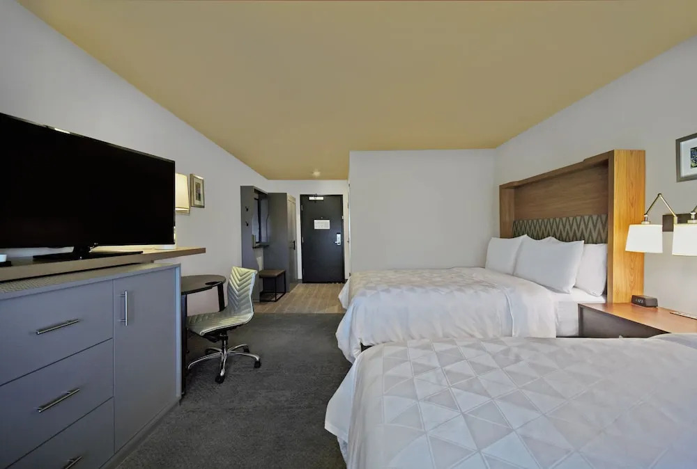 Holiday Inn Grand Rapids North   Walker, An Ihg