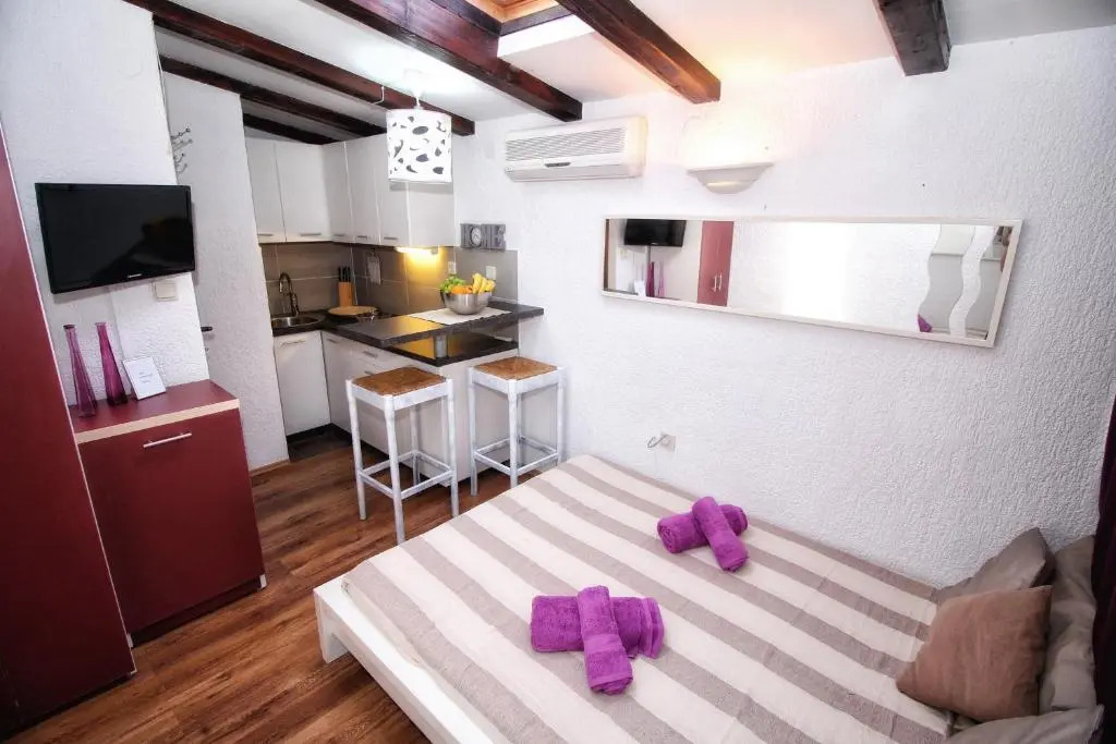 Apartments Nevija
