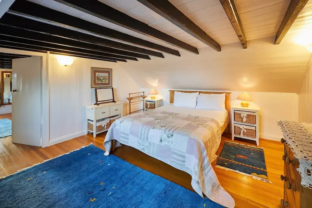 Host Stay Newton Cottage