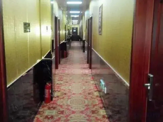 South Weizhou Chaoyue Express Hotel