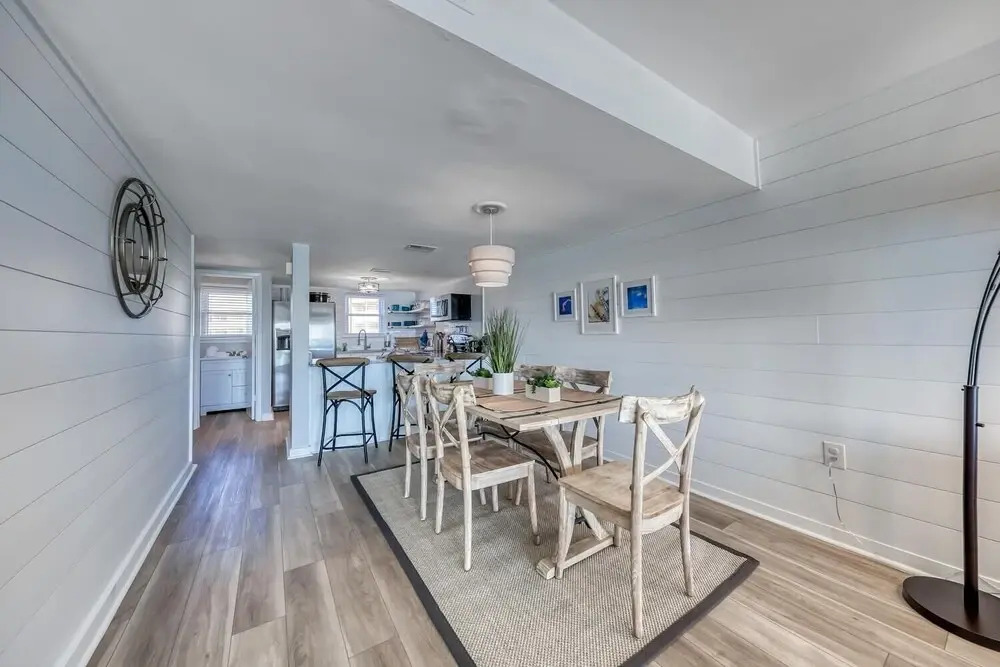 Weekender by Avantstay Gorgeous Beach Front Home w/ Ocean View