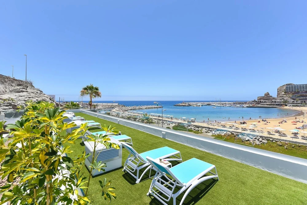 BeachFront Duplex Morea Puerto Rico 1