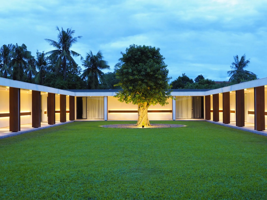 The Balé Phnom Penh by LifestyleRetreats