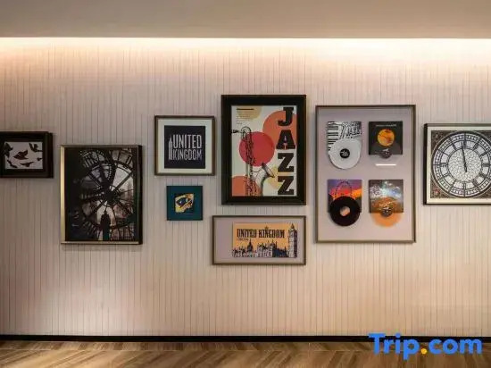 Homeinn Plus Hotel (Shenzhen Shiyan Subway Station)