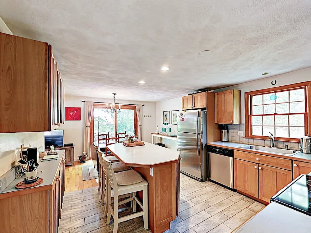 46 Paola Dr Home