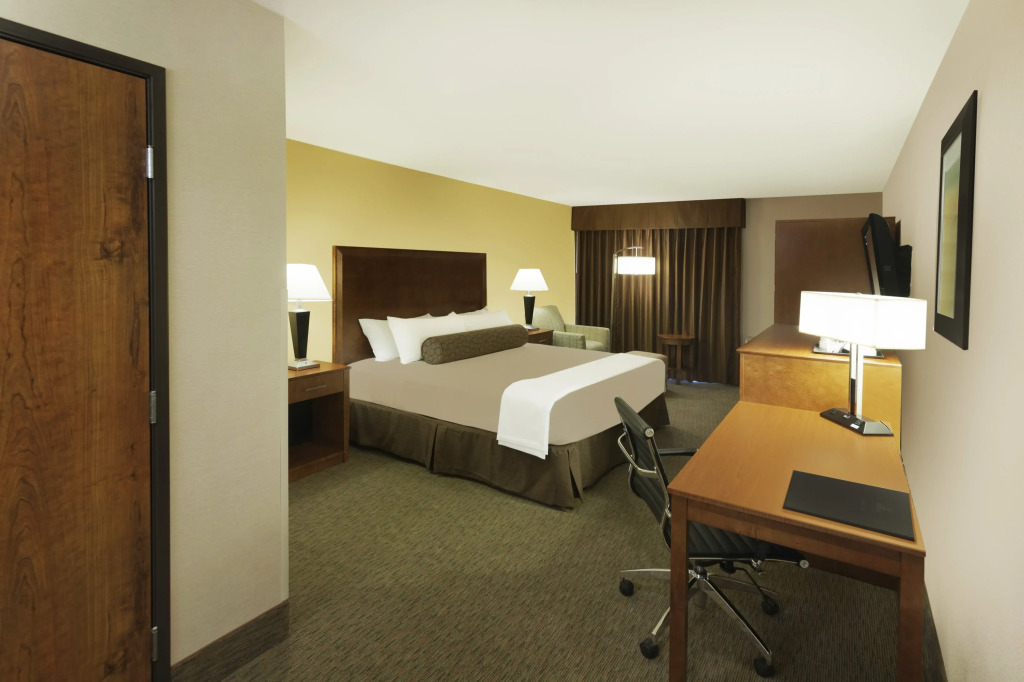Best Western Plus Atrium Inn