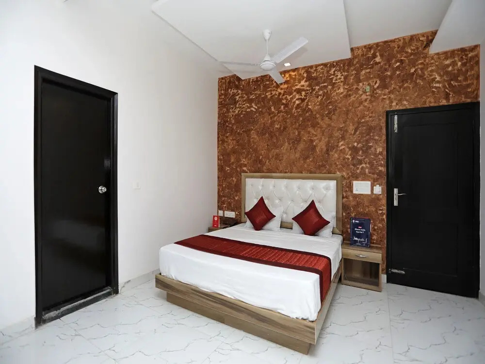 Diplomat Regency Yashobhoomi
