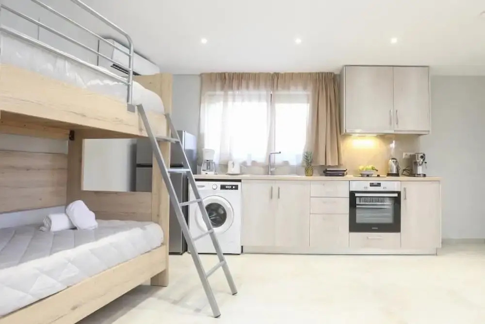 Kerkyra Studios / Mythos Apartments
