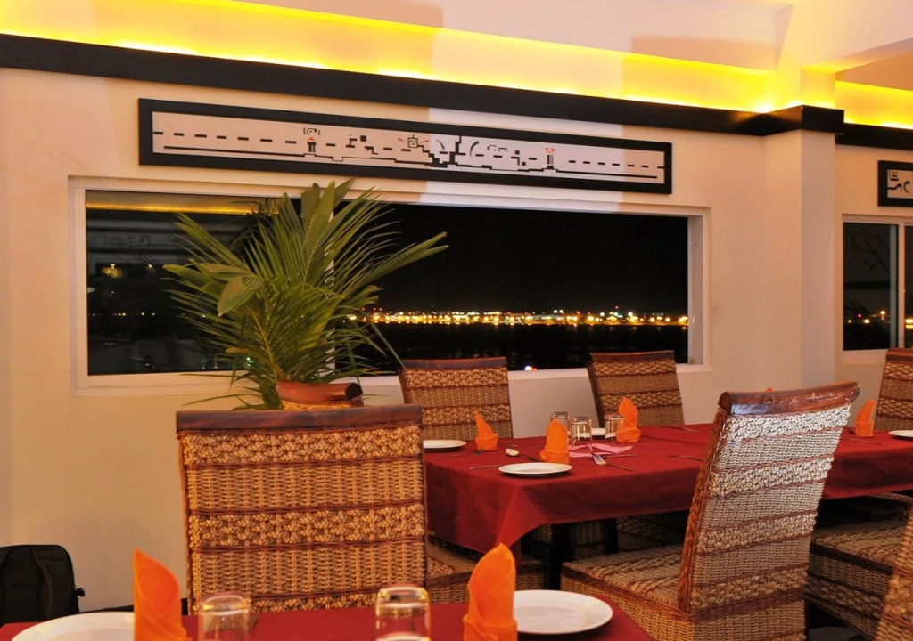 Baani Hotel