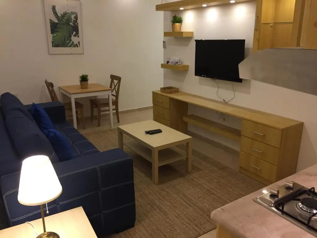 The Royal Luxury Apartments & studios
