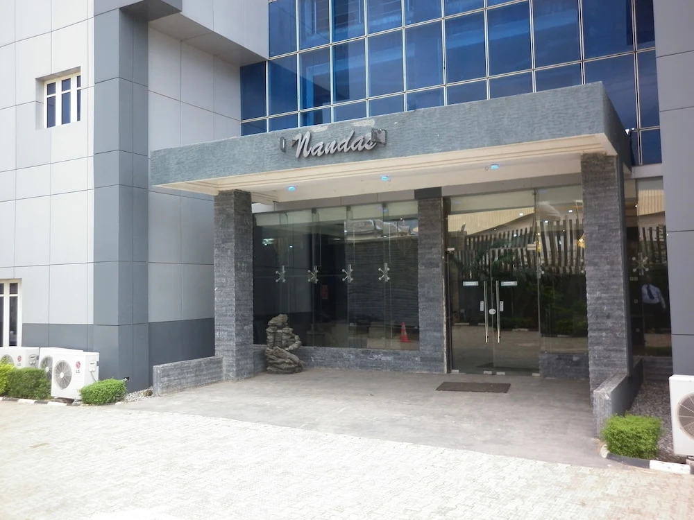 Nandas Hotel