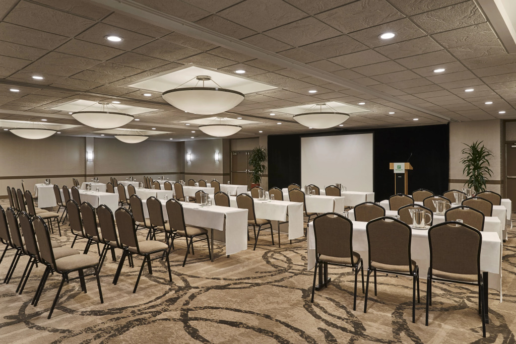 Holiday Inn Alexandria at Carlyle by IHG