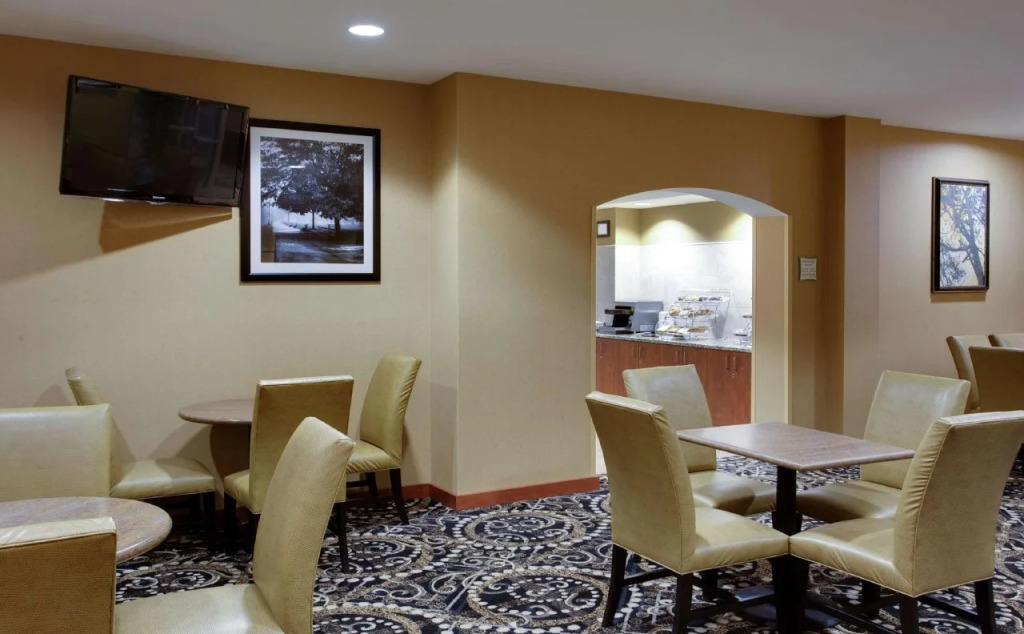 Hampton Inn Manchester Downtown