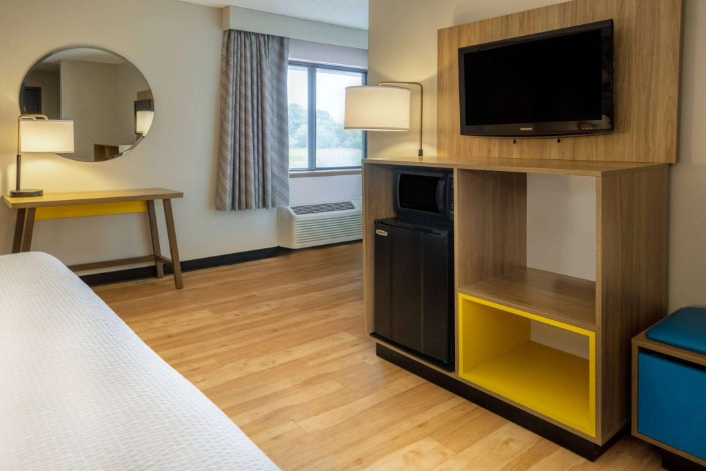 Days Inn by Wyndham Pleasant Prairie Kenosha