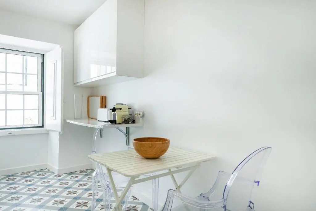 Alfama Delight Panoramic River and Historic City Views 3 Bedrooms and 2 Bathrooms AC 18th Century Building
