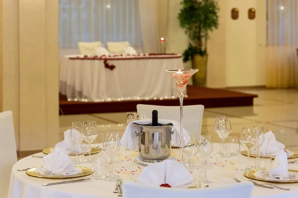 Elia Hotel
