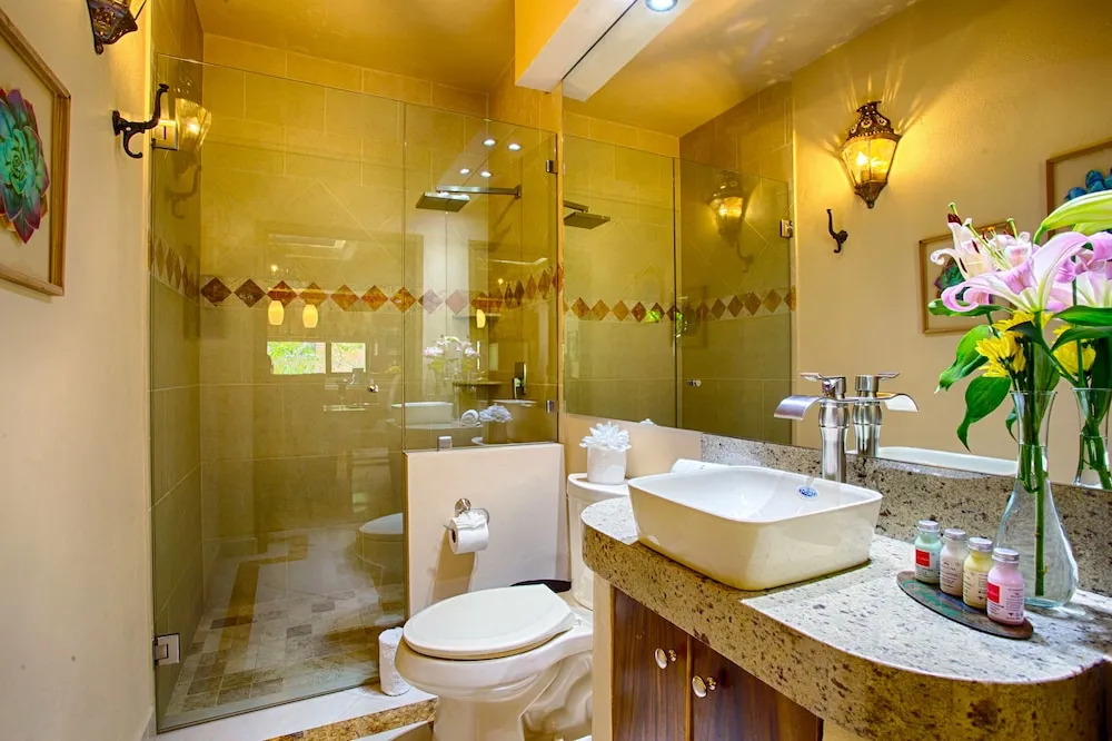 Condominios de Lujo Vista Corona