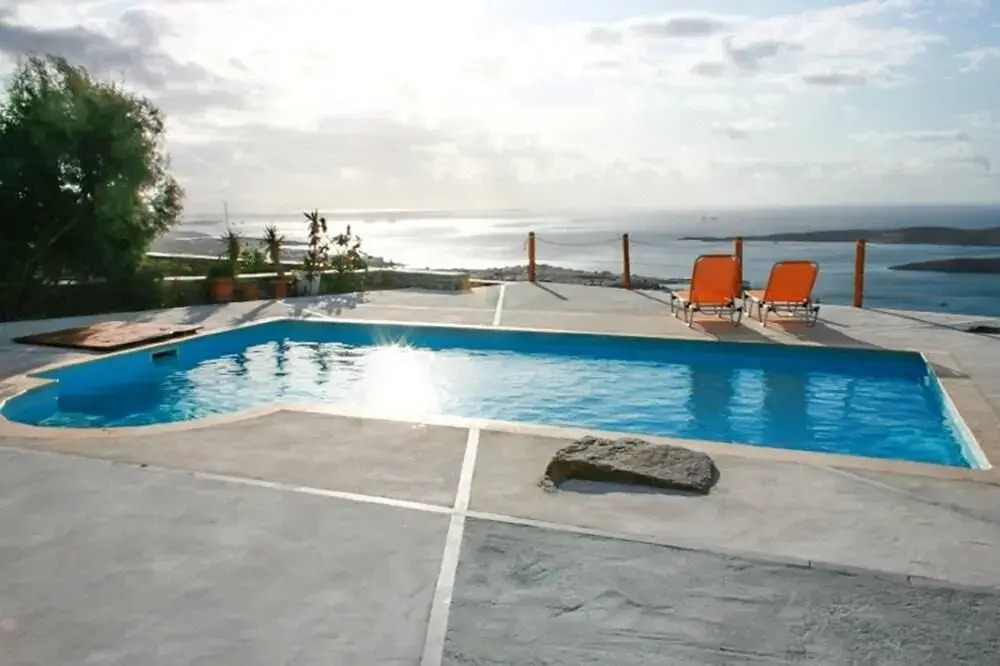 Villa With 3 Bedrooms in Paros, With Wonderful sea View, Pool Access and Wifi - 1 km From the Beach